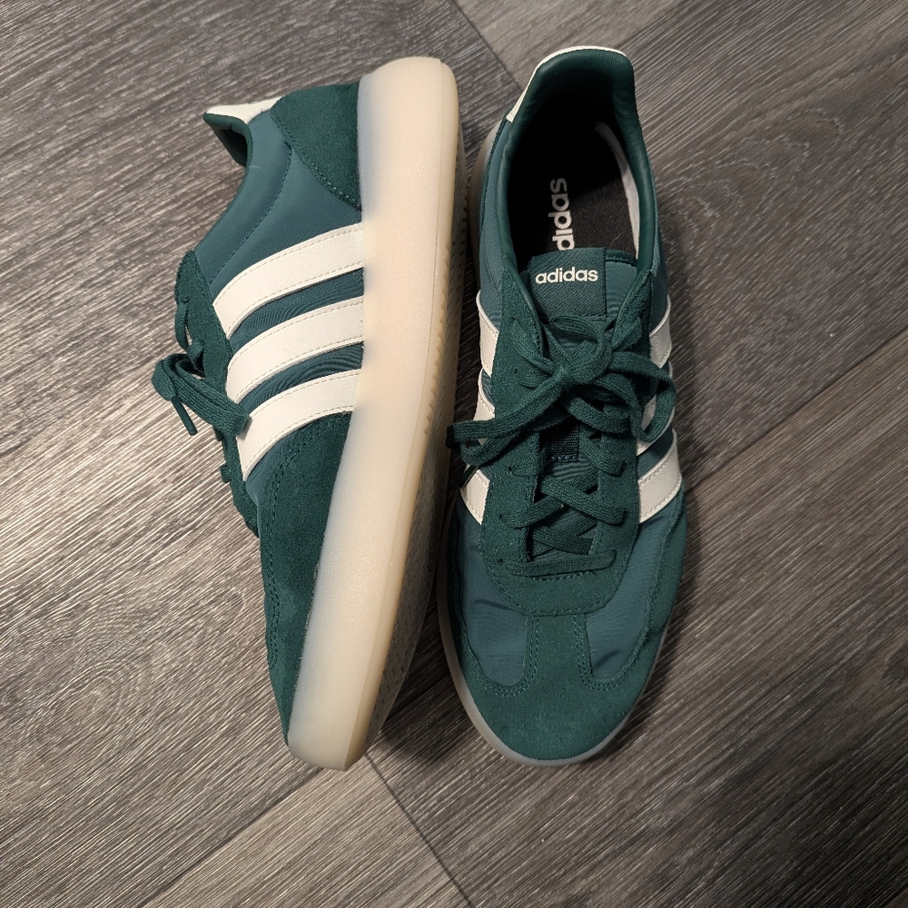Adidas Men's Size 10 Forest Green Sneakers - Picture 4 of 7